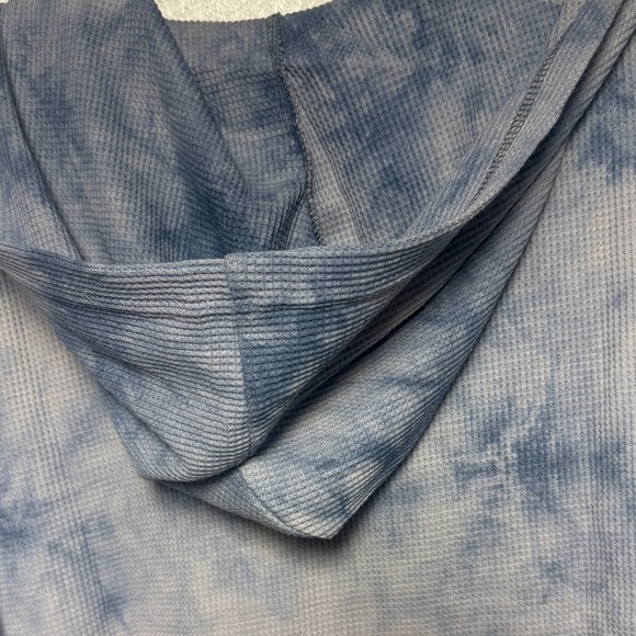 Style Rack Blue Tie-Dye Hoodie - Picture 9 of 9